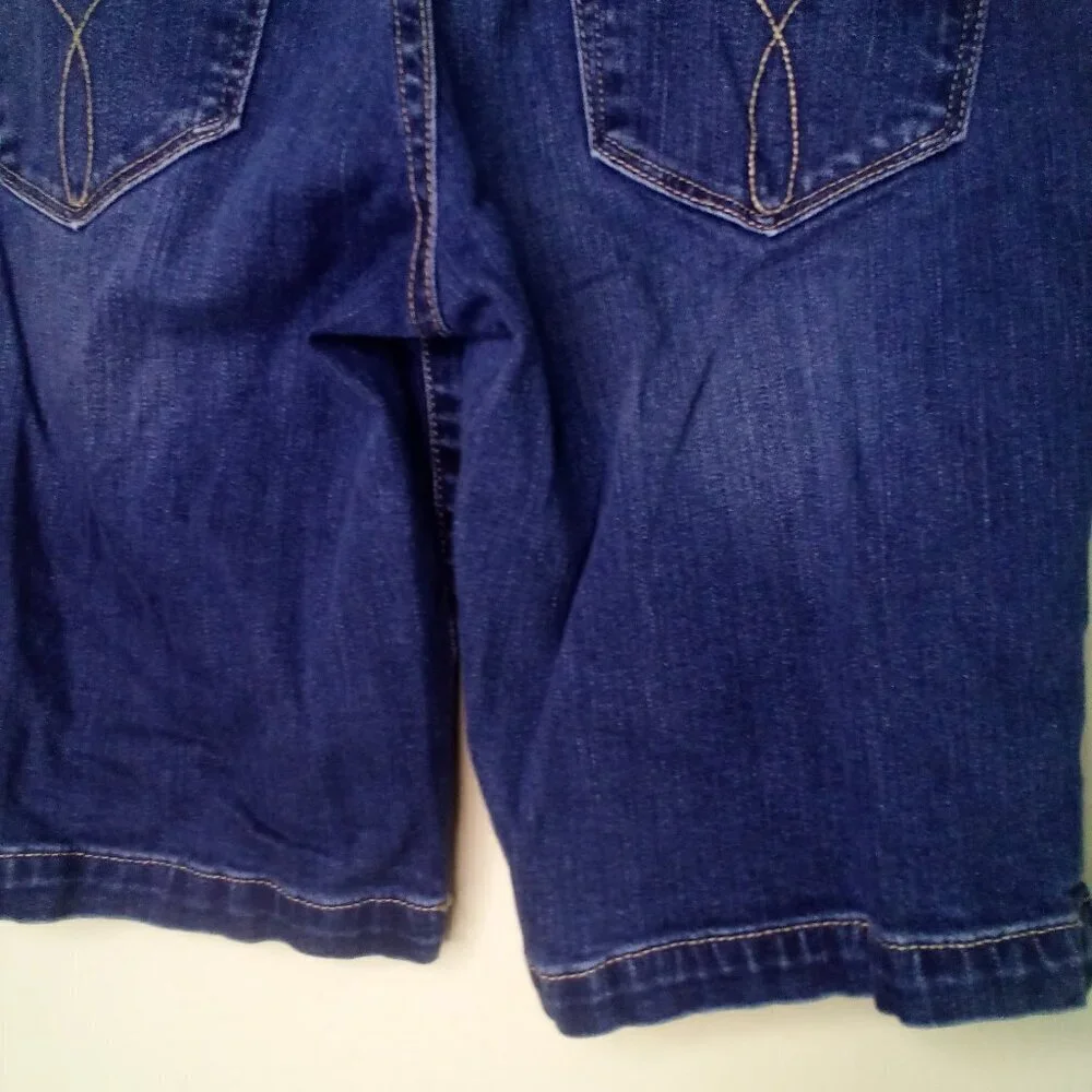 Calvin Klein Bermuda Shorts Women 27 Denim Blue